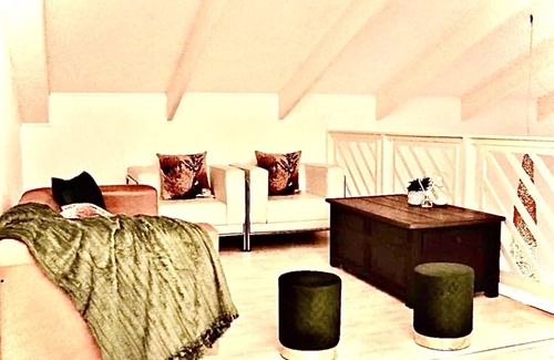 Long Beach Apartment | Serene Penthouse with Breathtaking Sea View Sunsets