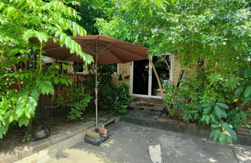Bang Khun Kong House | Pet-Friendly Retreat at Rimasehouse 222 ทับ8 - Rated 10/10