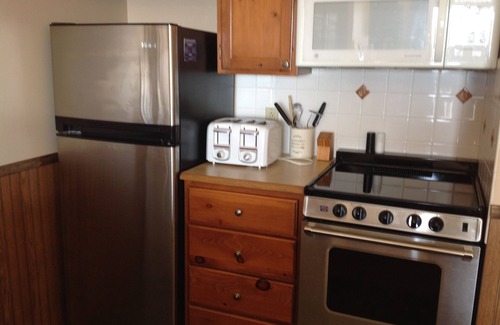 Snowshoe Condo | Rimfire Lodge 307: Deluxe Studio with Kitchen & Spa Amenities