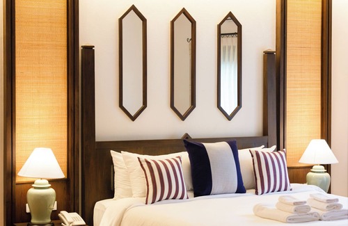 Wat Ket Hotel | Discover Rimping Village Hotel: A 4-Star Retreat with Pool