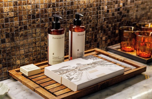 Wat Ket Hotel | Discover Rimping Village Hotel: A 4-Star Retreat with Pool