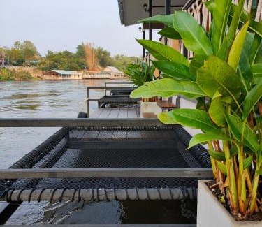 Tha Sao Hotel | Discover Rimwang The River Life: Family-Friendly Retreat