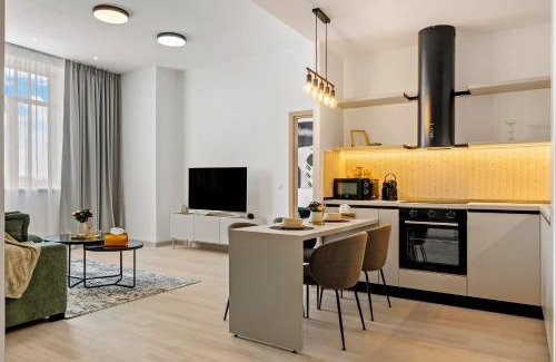 Sector 4 Apartment | Rin Luxury Apartments: Pool, Spa & Ocean Views Await