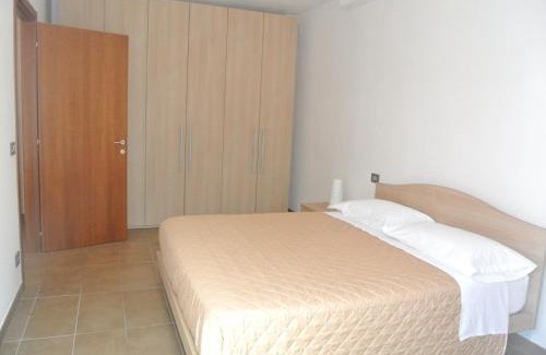 Poggio Torriana Bed & Breakfast | Pet-Friendly Rinaldi House with Hot Tub & Breakfast