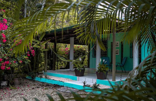 Calvache House | Rincón Blu Tropical House: Pet-Friendly Escape with 9/10 Rating