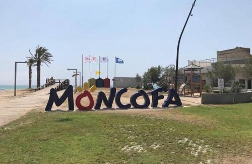 El Grau de Moncofa Apartment | Beachfront Retreat 'Rincón exquisito' with Ocean Views