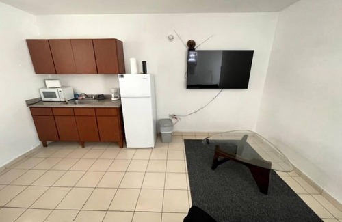 3ra Seccion Apartment | Lakefront Retreat: Family-Friendly with Spa & Breakfast