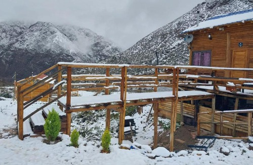 Cuyo Ski Chalet | Discover Rincón Trasandino: Family-Friendly with Pool Access