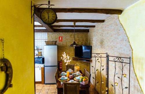 Cuenca Apartment | Discover Rincon de Luna: Family-Friendly Retreat with Hot Tub