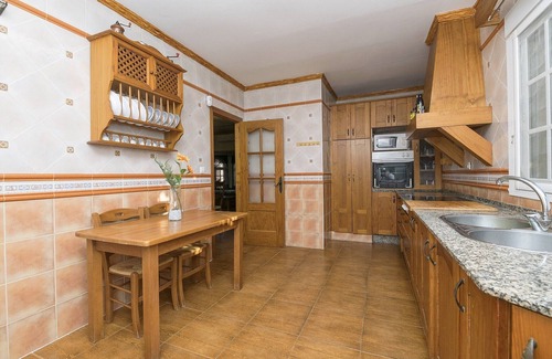 Los Franceses-la Vega Ski Chalet | Rincon De La Huerta - House With Private Pool