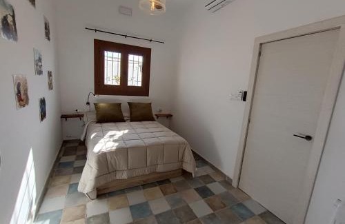 Campo de Criptana House | Discover Rincones de Darío: Family-Friendly Retreat Awaits
