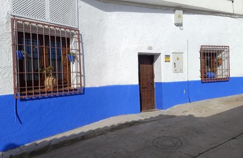 Campo de Criptana House | Discover Rincones de Darío: Family-Friendly Retreat Awaits