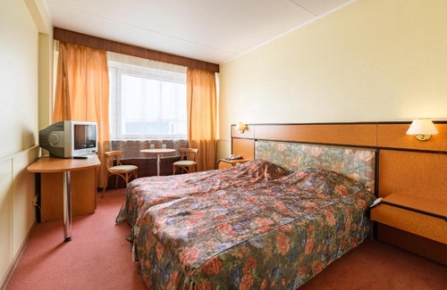 Bulatnikovskoe Hotel | Budget-Friendly Ring-Motel: Pet Friendly & Breakfast Included