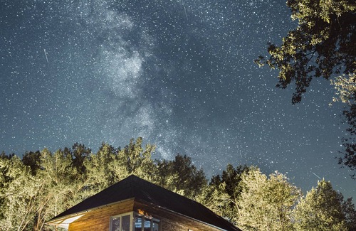 Harth House | Family-Friendly Retreat at Ringelstein Signal Box