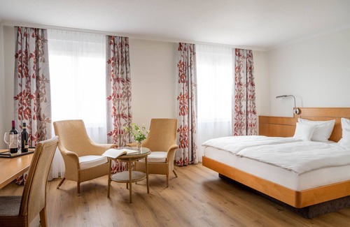 Schnetzenhausen Hotel | Discover Ringhotel Krone Schnetzenhausen: 4-Star Comfort & Spa