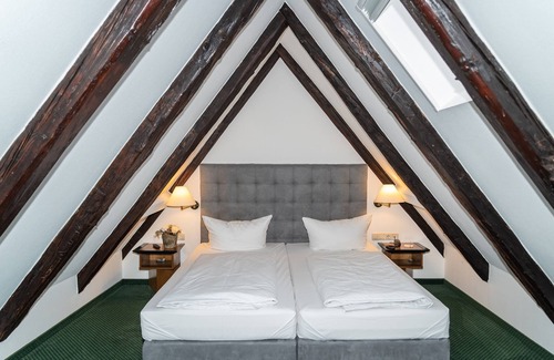 Neustadt Hotel | Discover Ringhotel Schlossberg Neustadt: Rated 9/10 Stay