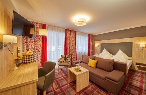 Unterallgau Hotel | Discover Vitalhotel Sonneck: Family-Friendly with Pool & Spa