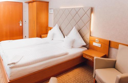 Brochterbeck Hotel | Relax at Ringhotel Teutoburger Wald: Pet-Friendly & Spa