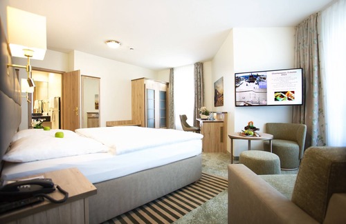 Wernigerode Old Town Hotel | Discover Comfort at Ringhotel Weißer Hirsch - 4-Star Retreat