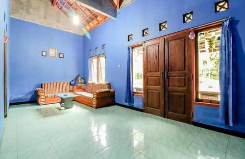 Kalirejo Hotel | Cozy Ringin Guesthouse with Delightful Breakfast Included