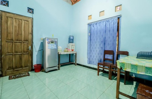 Kalirejo Hotel | Cozy Ringin Guesthouse with Delightful Breakfast Included