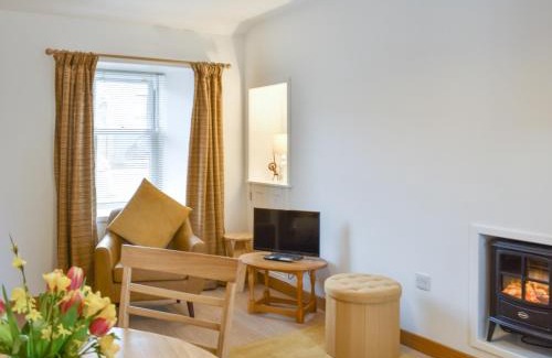 Aberlour House | Inviting Rinnes Cottage: Family-Friendly Retreat with High Ratings
