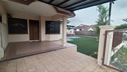 Taman Rinting House | Top-Rated Rinting Corner Islamic Homestay in Pasir Gudang