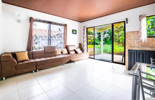 Northern Plains Apartment | Rio Celeste: Cozy Retreat with Air Conditioning, 4 Stars
