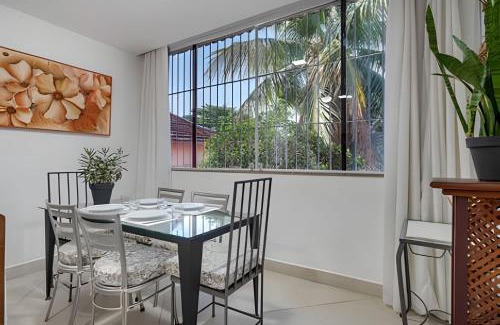 Meier Apartment | Pet-Friendly Retreat at Sobrado do Méier - Rated 10/10!