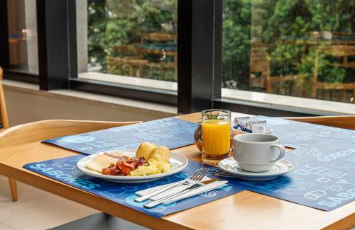 Maringa Hotel | Pet-Friendly Rio Hotel by Bourbon Maringá with Pool & Breakfast