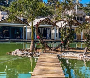 Jalpan de Serra Hotel | Inviting RIO HOTEL Y GLAMPING with Pool Access & Great Reviews