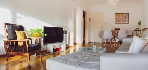 San Nicolas de los Arroyos Apartment | Family-Friendly RIO Lodge with a 9.1/10 Guest Rating