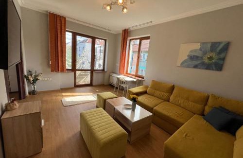 Lozenets Apartment | Bright 2BDR Rio Apartment Near NDK - Family Friendly Stay