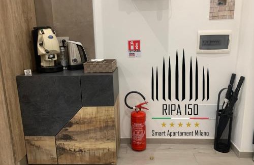 Vigentino Apartment | Stylish Ripa150: Family-Friendly Apartment in Milano
