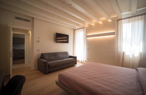 Cittadella Apartment | Ripasso Apartment: Family-Friendly Getaway in Verona