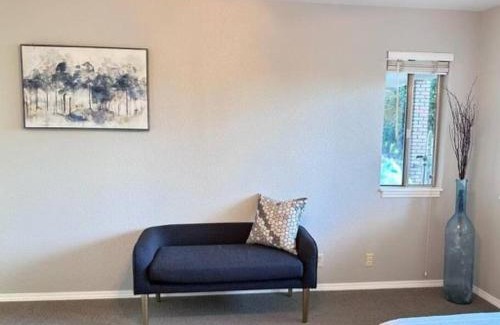 Ripon House | Inviting Ripon Orchard Retreat with Family and Pet Amenities