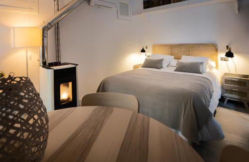Celanova Apartment | Cozy Riquiña Celanova: Pet & Child Friendly Retreat