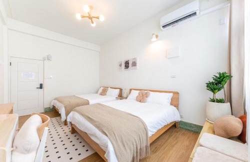 Old Town House | Discover Tranquility at 沐光冉冉 - Child-Friendly Retreat