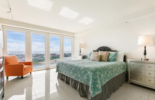 South Padre Island House | Experience Paradise at Stylish Bayview Condo Resort