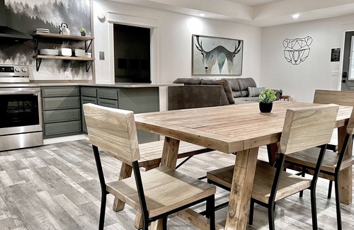 Murfreesboro Cabin | Start Your Adventure at Rise & Shine: Family-Friendly Getaway