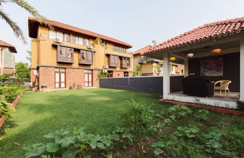 Raichak Villa | Enchanting Rishani-alay: Family-Friendly Retreat by the Ganges