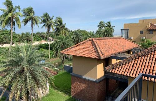 Raichak Villa | Enchanting Rishani-alay: Family-Friendly Retreat by the Ganges