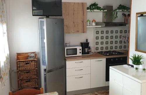 Costa Saracena-Castelluccio Apartment | Cozy Rising Moon A with Private Beach & Ocean Views