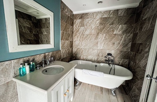Lynmouth Hotel | Experience Comfort at Rising Sun Hotel with Spa & Dining
