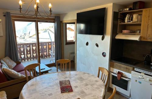 Risoul Apartment | Exquisite Risoul Duplex with Pool & Sauna, Rated 9.6/10
