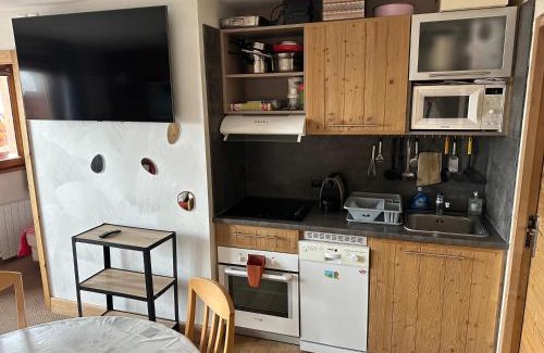 Risoul Apartment | Exquisite Risoul Duplex with Pool & Sauna, Rated 9.6/10