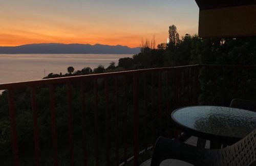 Elshani House | Top-Rated Risteski Guest House with Breakfast & Child-Friendly