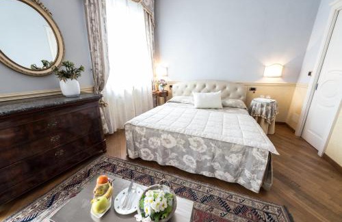 Tigliole Hotel | Cozy Ristorante Albergo Ca' Vittoria with Ocean View Pool