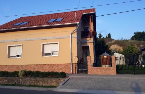 Bogacs Apartment | Rita Apartman: Family and Pet-Friendly Getaway Awaits!