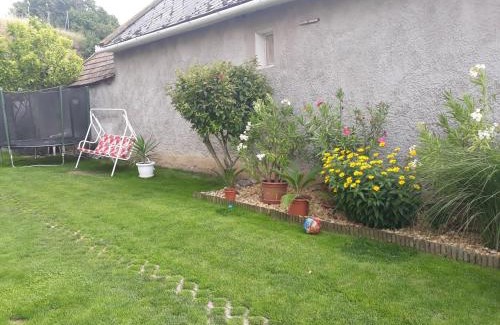 Bogacs Apartment | Rita Apartman: Family and Pet-Friendly Getaway Awaits!